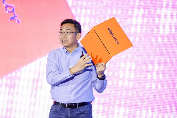 聚萤火微光,汇璀璨星河——以创新源动力引领PC新纪元 聚萤火微光,汇璀璨星河——以创新源动力引领PC新纪元