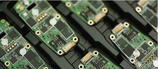 高手布線攻略：PCB高頻布線的8個規(guī)范