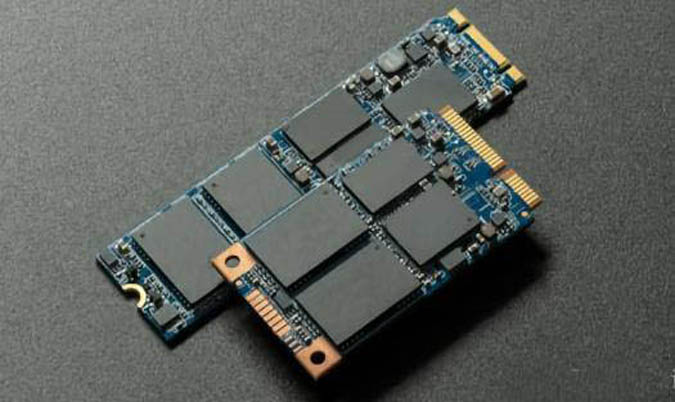 SSD價格強勢反彈！Q2環(huán)比漲6%，AI服務(wù)器需求引爆30%溢價