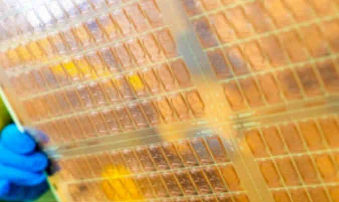 2030年全球MEMS封裝基板市場迎爆發(fā)增長將達32億美元，玻璃基板成最大黑馬