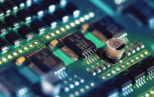 PCB需求降温 设备商放眼明年商机