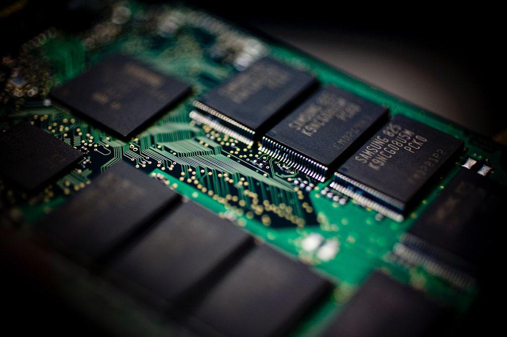 功率半导体遇冷，企业面临经营压力