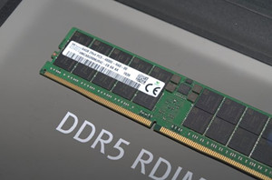 模组厂布局新世代DDR5市场 新品接力亮相