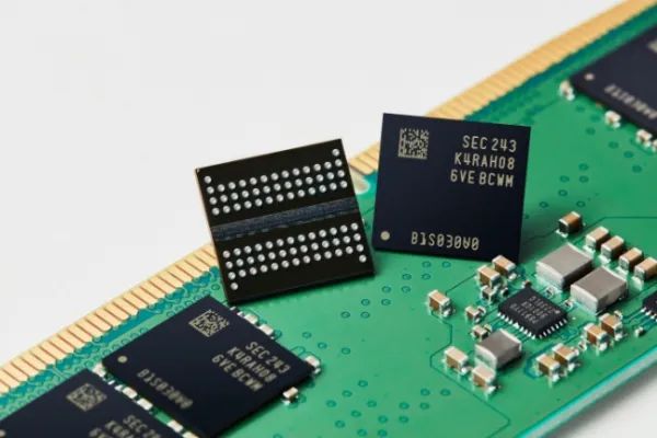 基于EUV光刻机，三星宣布率先量产12nm DRAM