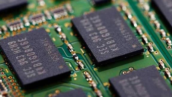 DDR6量產(chǎn)進(jìn)入倒計(jì)時(shí)：2027年大規(guī)模導(dǎo)入，性能較DDR5提升2-3倍