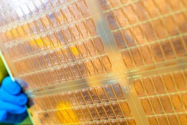 2030年全球MEMS封裝基板市場(chǎng)迎爆發(fā)增長將達(dá)32億美元，玻璃基板成最大黑馬