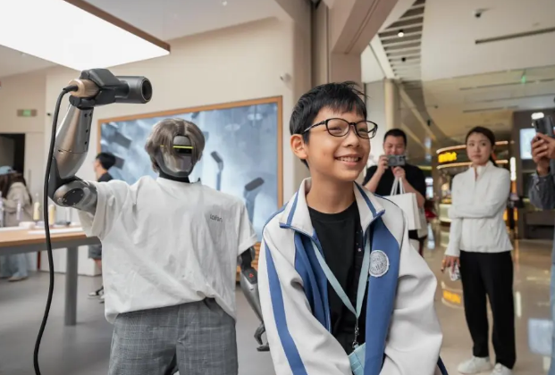 徠芬鎖定2026：300家線下店背后的品類大擴(kuò)張