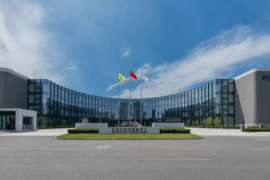 國產(chǎn)屏逆襲！京東方拿下iPhone 17e主要OLED訂單