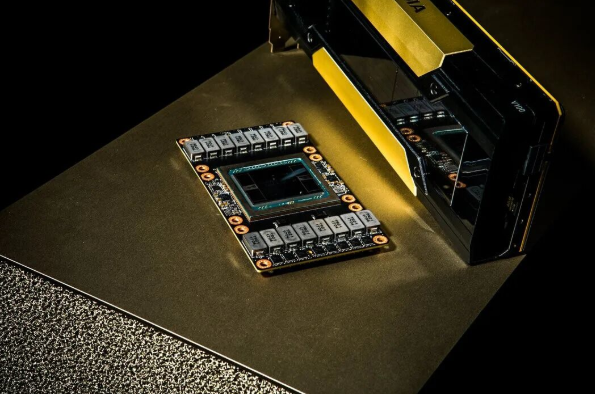 H200 芯片需求驅(qū)動(dòng)產(chǎn)能擴(kuò)張