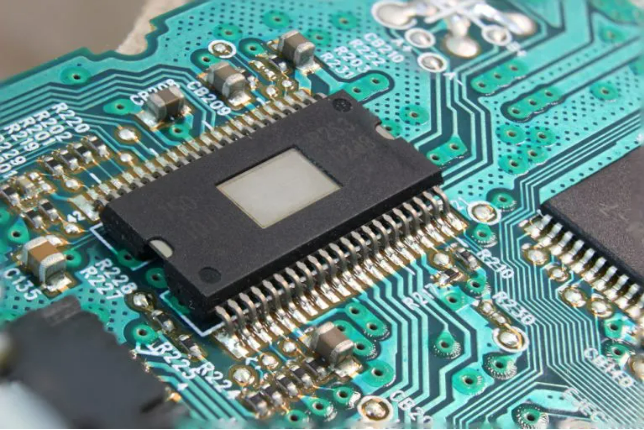 NOR Flash價(jià)格預(yù)警：2026年Q1最高漲幅或達(dá)100%，行業(yè)迎來反轉(zhuǎn)信號(hào)