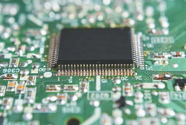 存儲(chǔ)芯片“超級(jí)周期”將至！供需失衡催化模組廠目標(biāo)價(jià)跳漲