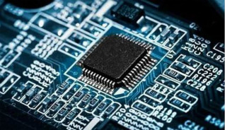 IBM推出2nm微芯片，性能提高45%