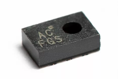 光谱传感跨界医疗新突破！艾迈斯欧司朗AS7343赋能杉木家庭AI医疗机器人